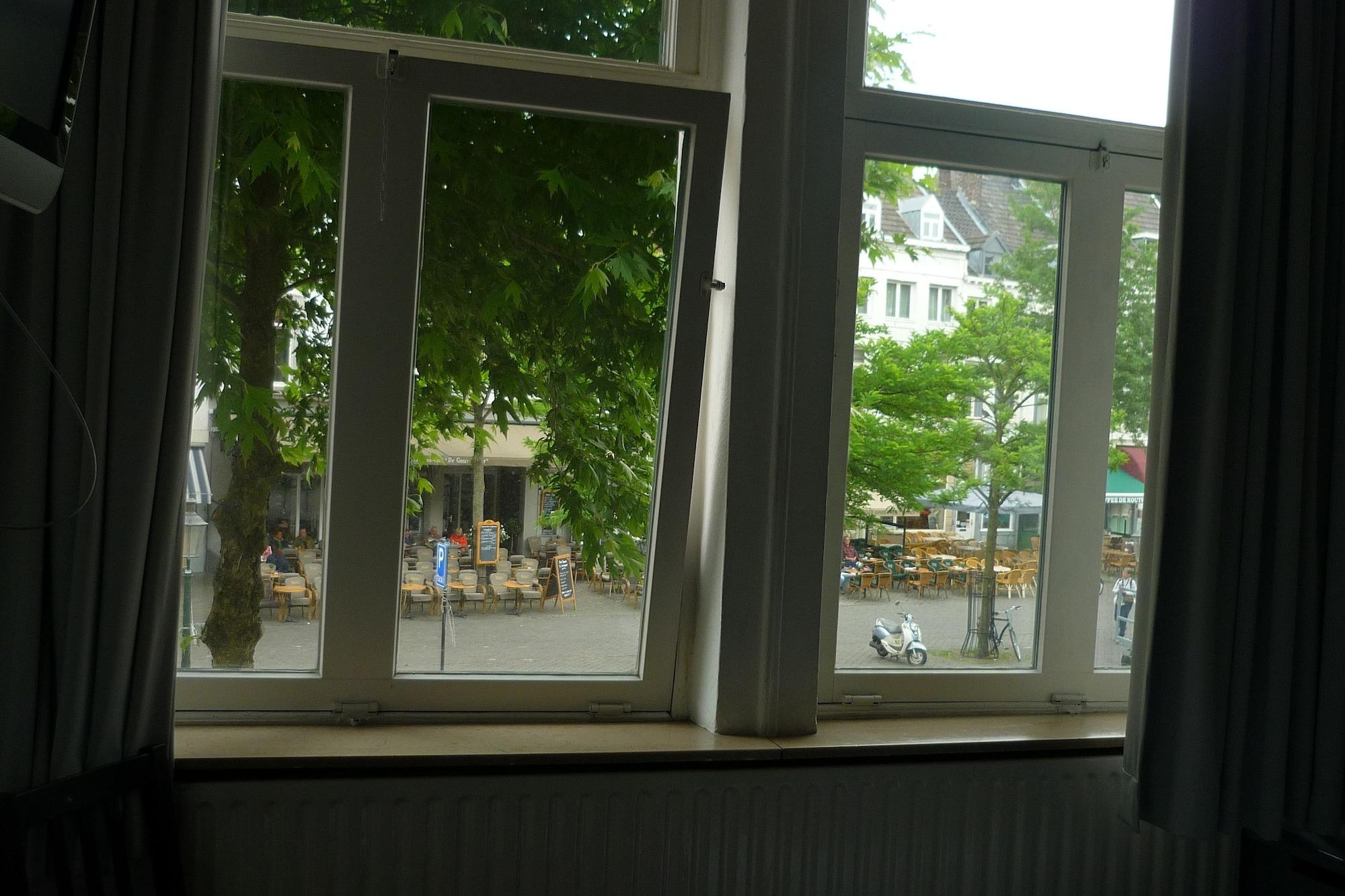 Hotel Beez Maastricht Luaran gambar