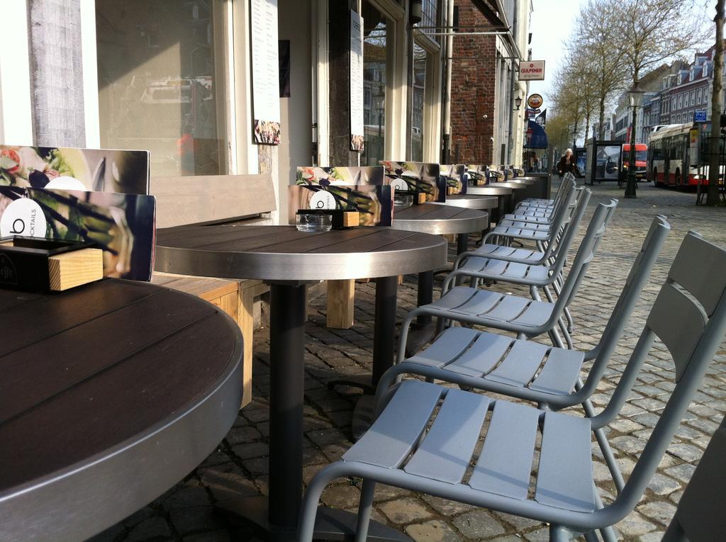 Hotel Beez Maastricht Luaran gambar